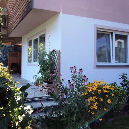 Ferienwohnung Raunegger クラムザッハ