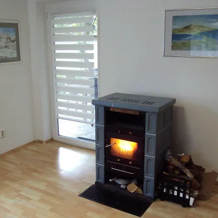 Ferienwohnung Raunegger クラムザッハ
